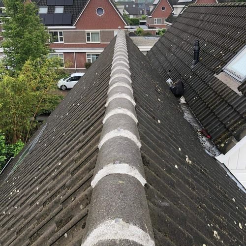 Enschede Dakinspectie Enschede aan de nokvorsten Dakinspectie Enschede aan de nokvorsten